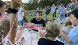 kite making table